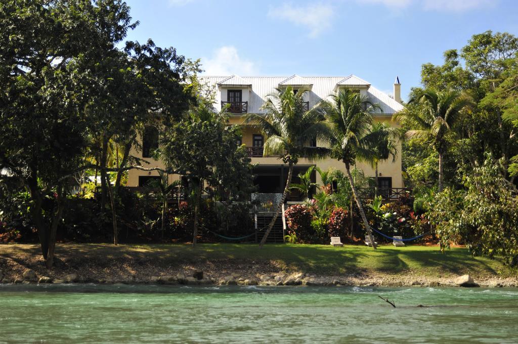 Mahogany Hall Luxury Boutique Resort San Ignacio Exterior photo